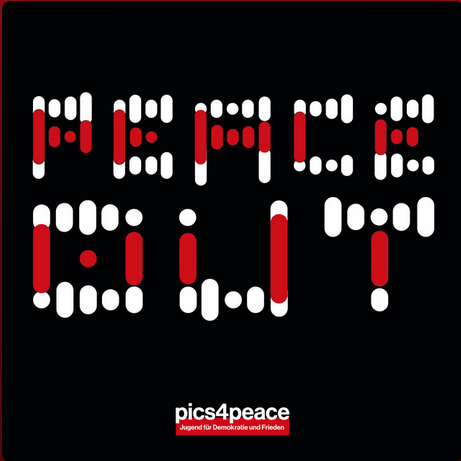 Podcast-Logo des pics4peace Podcasts "Peace Out"
